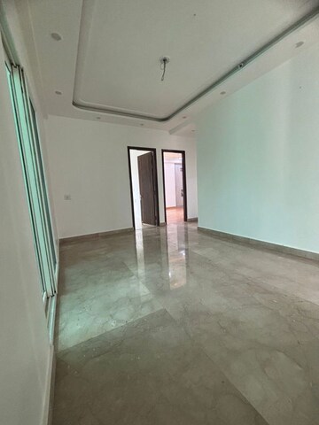 Room in 2 BHK Apartment at Godrej Palm Retreat, Sector 150 – for Sale