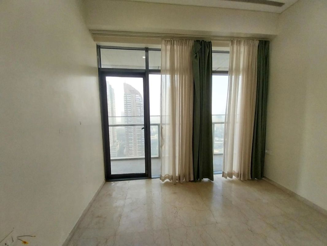 4 BHK + Servant Room Apartment For Rent in Omkar 1973