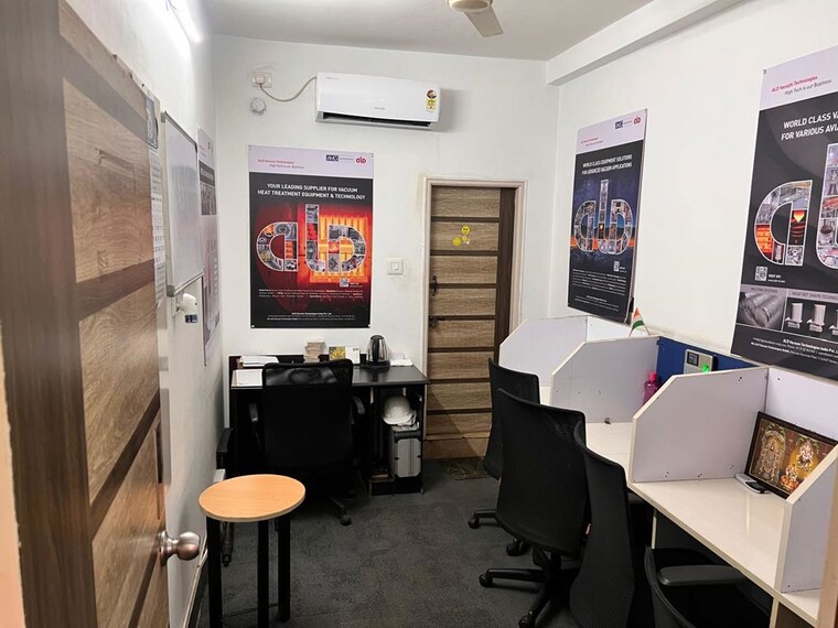 Team Area, domlur Commercial Office Space 400 Sq.Ft. In Domlur Bangalore 9698348