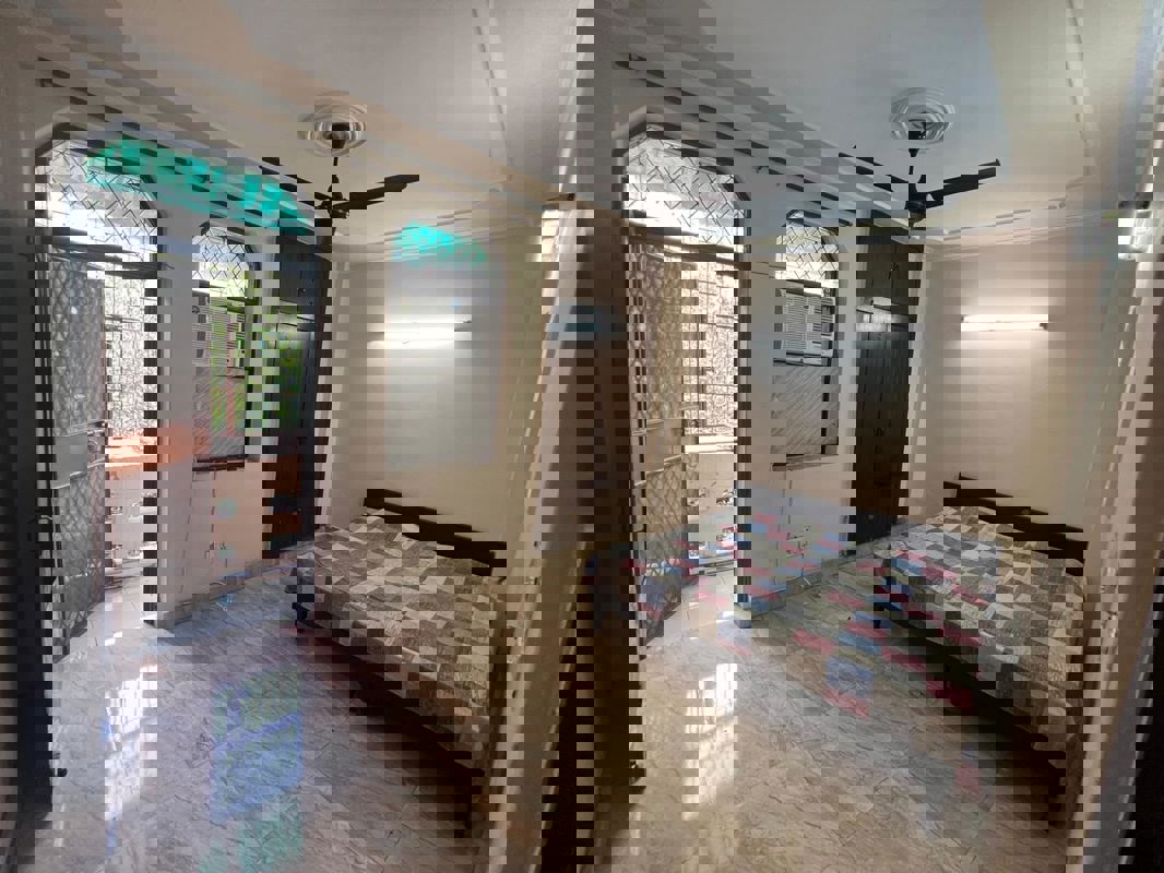 2 BHK Builder Floor For Rent in Lajpat Nagar 4