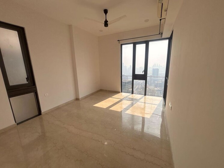 Room, lodha-the-park 4 Bedroom 1700 Sq.Ft. Apartment In Worli Mumbai 9698483