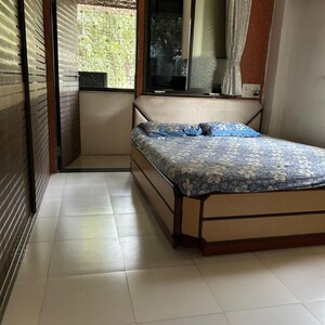 Bedroom in 3 BHK Apartment at Santacruz West – for Sale