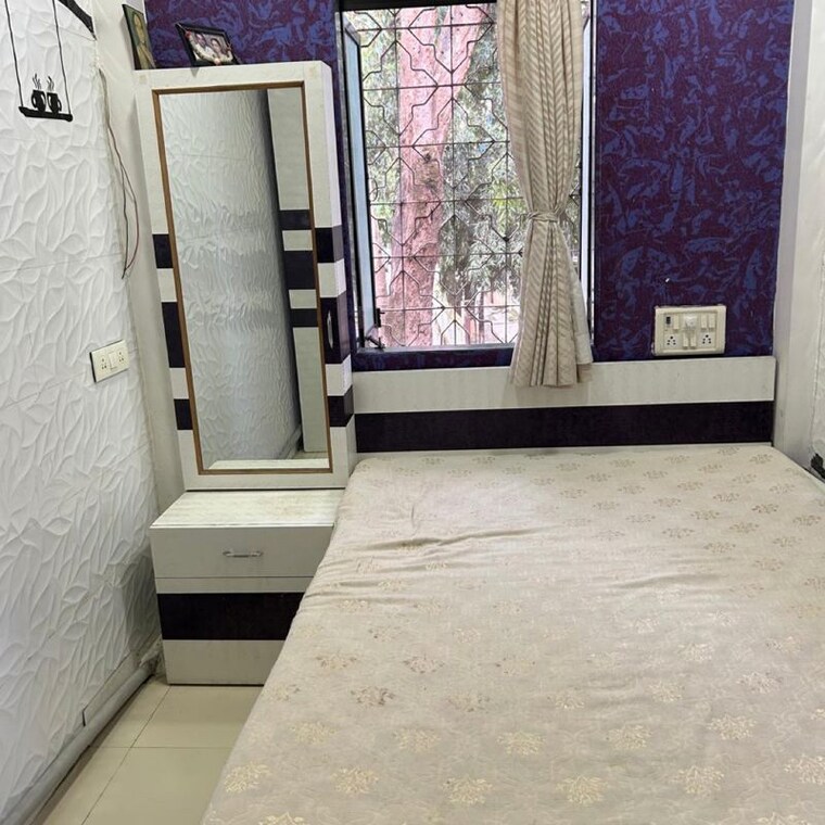 Bedroom, santacruz west 3 Bedroom 680 Sq.Ft. Apartment In Santacruz West Mumbai 9347244