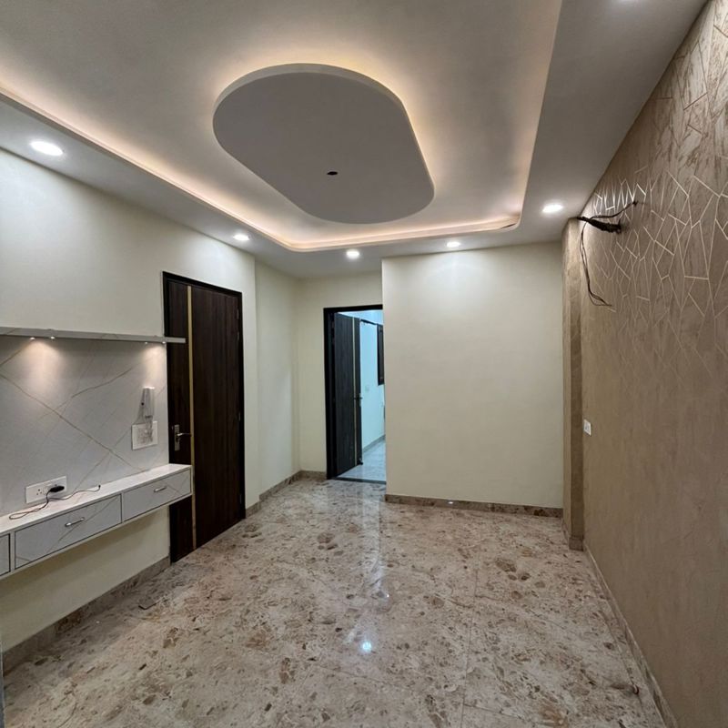 2 BHK + Extra Room Apartment For Rent in Shubham CHS Andheri West