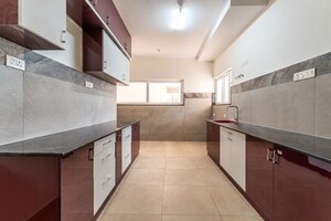 Kitchen in 3.5 BHK Apartment at Prestige Waterford, Whitefield – for Rent