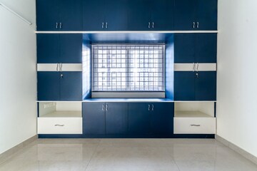 Kitchen in 3.5 BHK Apartment at Prestige Waterford, Whitefield – for Rent