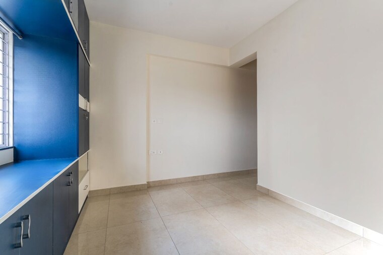 Room, prestige-waterford 3.5 Bedroom 2027 Sq.Ft. Apartment In Whitefield Bangalore 9698552