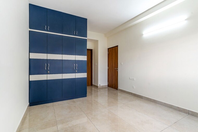 Room, prestige-waterford 3.5 Bedroom 2027 Sq.Ft. Apartment In Whitefield Bangalore 9698552