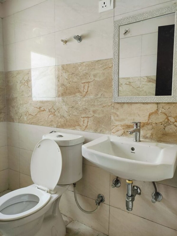 Bathroom, supertech-ecovillage-i 1 Bedroom 600 Sq.Ft. Apartment In Sector 1 Greater Noida Greater Noida 9698625
