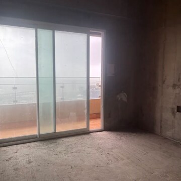 Room in 4 BHK Apartment at Mahalaxmi – for Sale