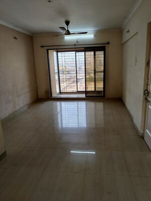 Room in 3 BHK Apartment at Kesar Gardens, Kharghar – for Rent