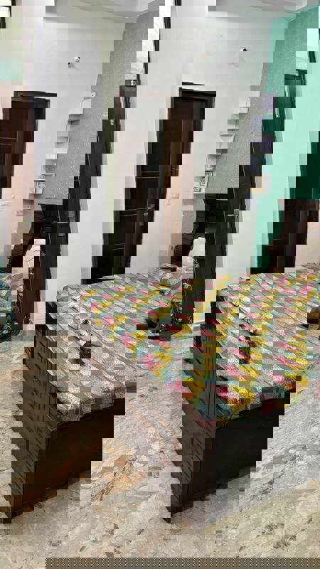 3 BHK + Pooja Room Apartment For Rent in Mahagun Masion