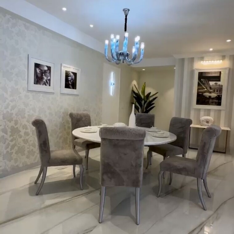 Gym, juhu 3 Bedroom 1318 Sq.Ft. Apartment In Juhu Mumbai 9309394