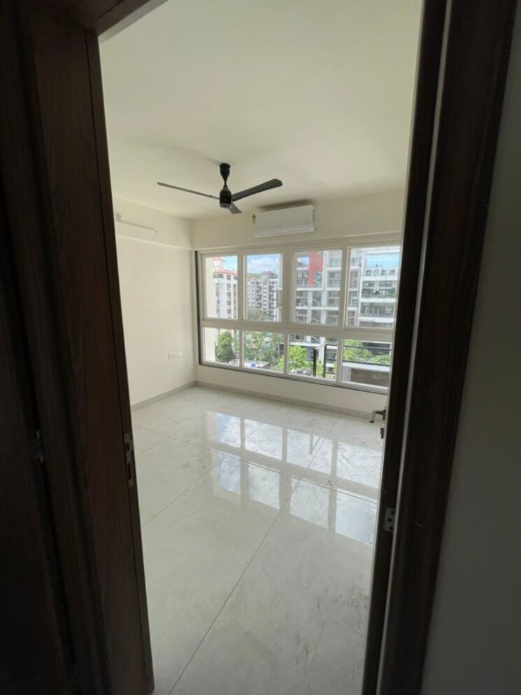 Bedroom, d-and-t-mountain-view-chs 2 Bedroom 931 Sq.Ft. Apartment In Senapati Bapat Road Pune 9464211