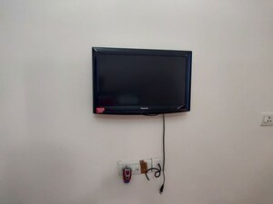 Furnished Amenities in 2 BHK Apartment at Jaypee Greens Pavilion Court, Sector 128 – for Rent