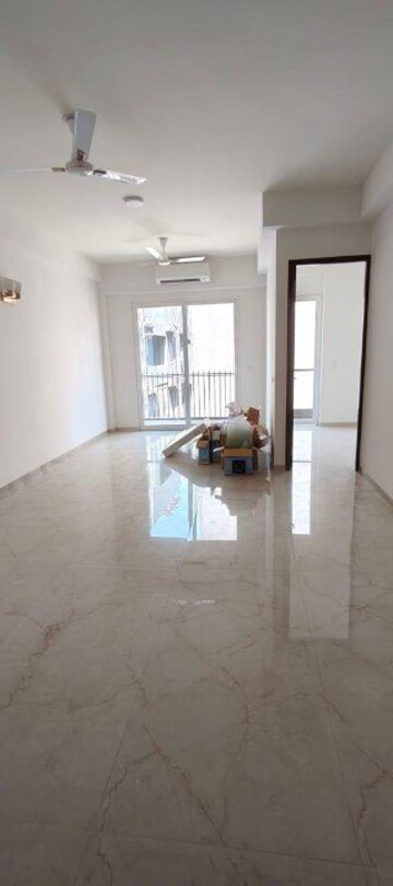 3 BHK Apartment For Rent in Smart World Orchard, Sector 61