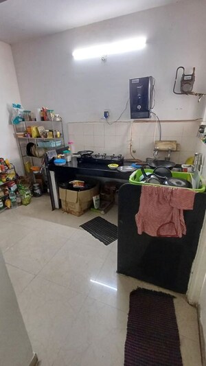 Team Area in 2 BHK Apartment at Rose Garden, Viman Nagar – for Rent
