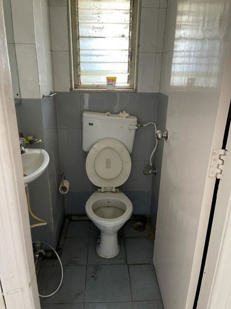 Bathroom, nahar-regency-park-chs 1 Bedroom 400 Sq.Ft. Apartment In Chandivali Mumbai 9699778