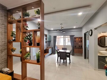 Team Area in 2 BHK Apartment at Hiranandani Highland, Powai – for Rent