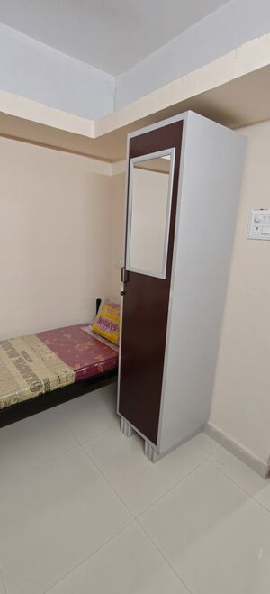 Bedroom in  Pg at Gokhalenagar – for Rent