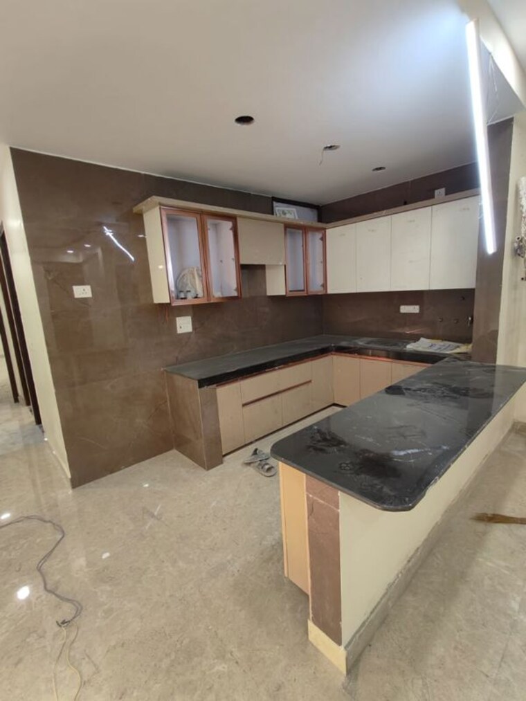 Kitchen, paryavaran complex 2 Bedroom 925 Sq.Ft. Builder Floor In Paryavaran Complex Delhi 9700182