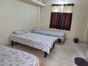 Bedroom in  Pg at Shivajinagar – for Rent
