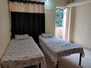 Bedroom in  Pg at Shivajinagar – for Rent