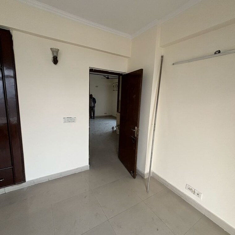 Room, gardenia-grace 3.5 Bedroom 1750 Sq.Ft. Apartment In Sector 61 Noida 9696912