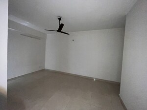 Room in 2.5 BHK Builder Floor at Sector 71 – for Sale