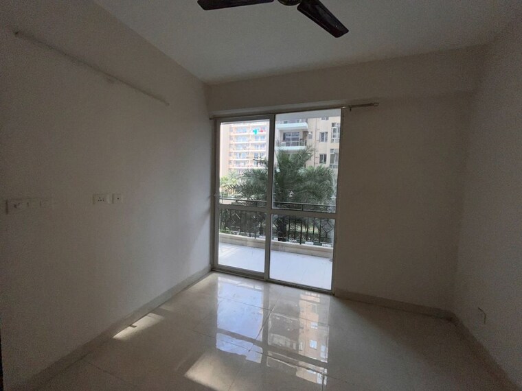 Room, sector 71 2.5 Bedroom 1100 Sq.Ft. Builder Floor In Sector 71 Gurgaon 9701320
