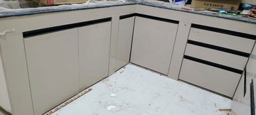 Room in 3 BHK Apartment at Aditya Capitol Heights, Hi Tech City – for Rent