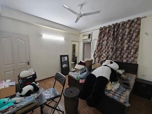 Team Area in 2 BHK Independent House at Sector 14 – for Rent