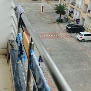 Balcony in 2 BHK Builder Floor at Sector 65 – for Rent