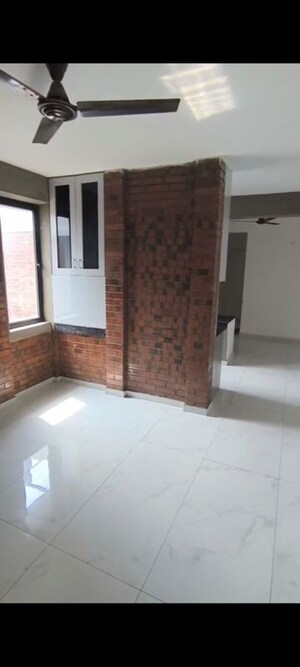 Room in 2 BHK Apartment at Arete India Our Homes 3, Sohna Sector 6 – for Rent