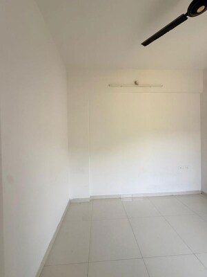 Room in 2 BHK Apartment at Saheel ITrend Homes, Hinjewadi – for Rent