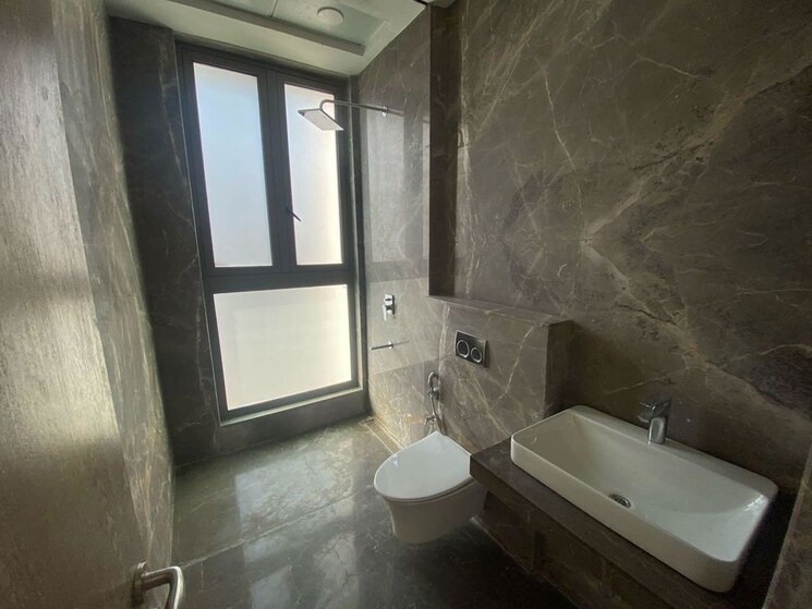 Bathroom, prestige-jasdan-classic 4 Bedroom 2307 Sq.Ft. Apartment In Mahalaxmi Mumbai 9702228