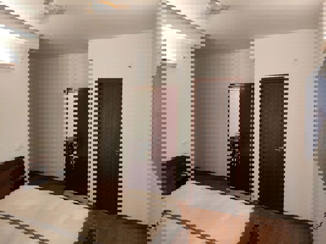 2 BHK Apartment For Rent in Windsor Paradise 2