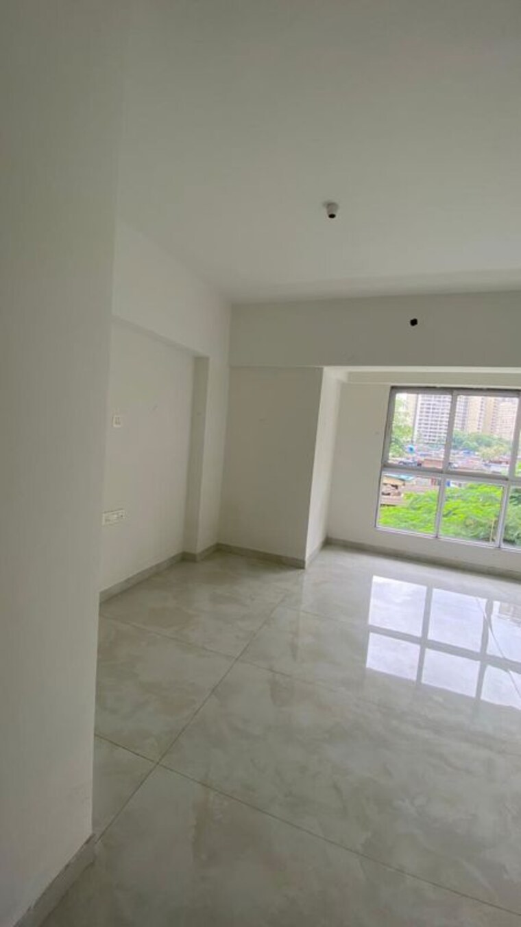 Room, ladiwala-bhavan 2 Bedroom 620 Sq.Ft. Apartment In Kandivali West Mumbai 9702352
