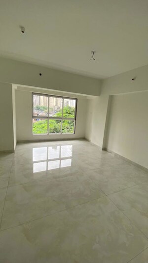 Room in 2 BHK Apartment at Ladiwala Bhavan, Kandivali West – for Sale