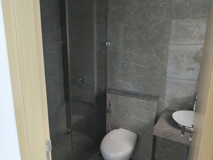 Bathroom, oberoi-sky-city 3 Bedroom 1073 Sq.Ft. Apartment In Borivali East Mumbai 9702412