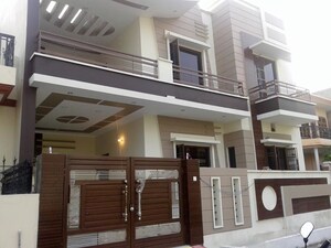2 BHK Independent House – Exterior View View at Sector 14 - for Rent