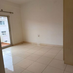 Room in 3 BHK Apartment at Citilights Rustique, Whitefield – for Rent