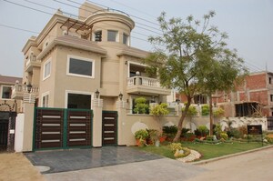 3 BHK Independent House For Rent in Sector 14