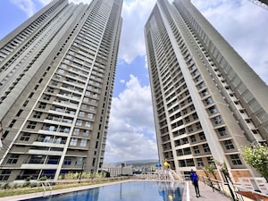 2 BHK Apartment – Exterior View View at Shapoorji Pallonji Epsilon, Kandivali East - for Rent