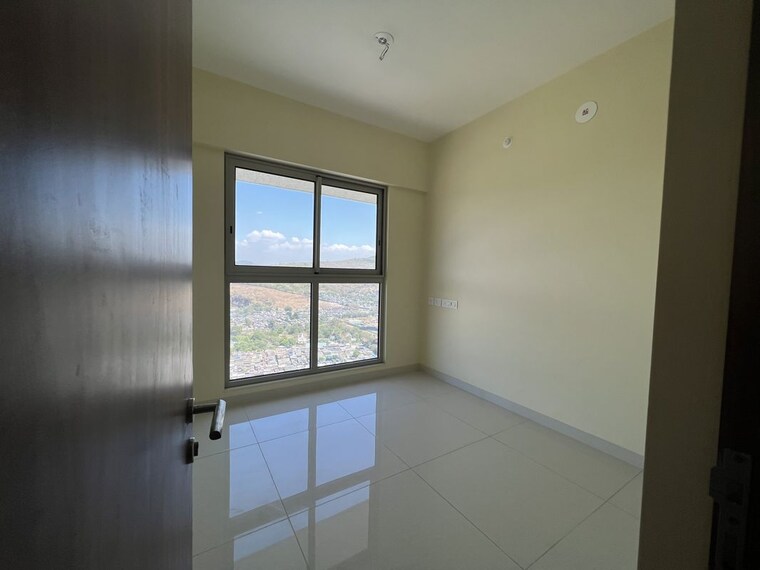 Room, shapoorji-pallonji-epsilon 2 Bedroom 722 Sq.Ft. Apartment In Kandivali East Mumbai 9702929