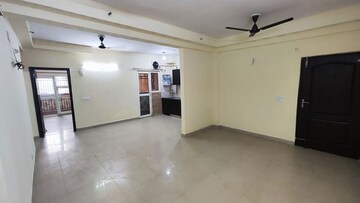 Room in 3 BHK Apartment at Aims Golf City, Sector 75 – for Rent