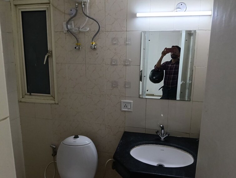Bathroom, chhalera 1 Bedroom 391 Sq.Ft. Builder Floor In Chhalera Noida 9703149