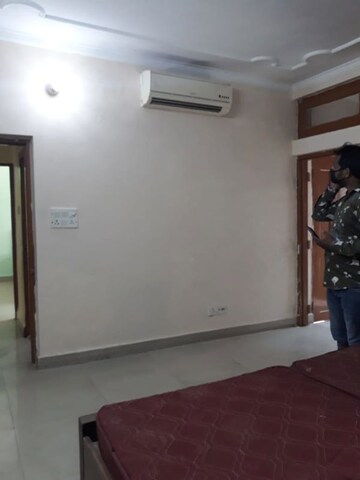 1 BHK Independent House For Rent in Sector 14