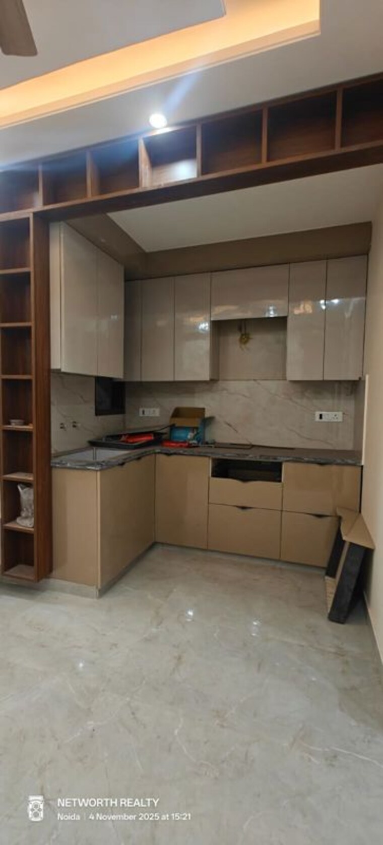 Kitchen, sector 73 1 Bedroom 585 Sq.Ft. Builder Floor In Sector 73 Noida 9703405