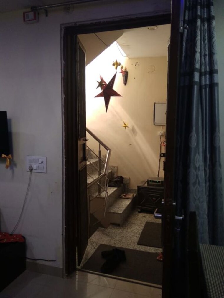 Bathroom, sector 14 1 Bedroom 741 Sq.Ft. Independent House In Sector 14 Gurgaon 9703458